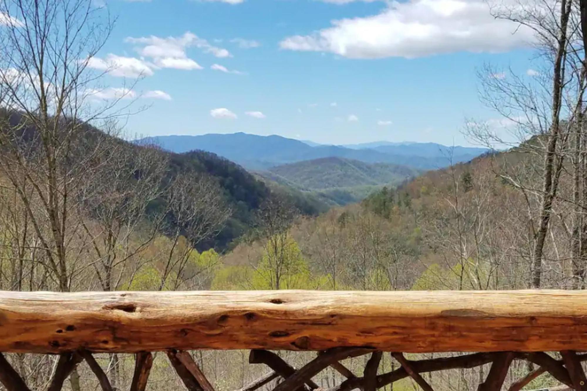 Hound Dog Heaven Villa Bryson City Exterior photo